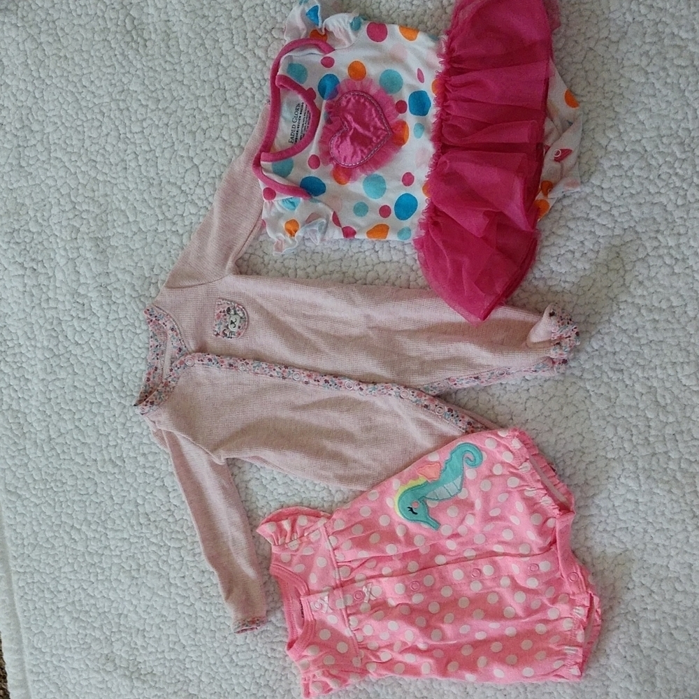 Lot of 3 Newborn Outfits